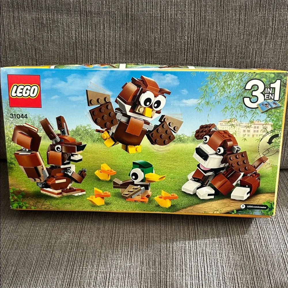 LEGO Creator Park Animals 31044 Retired Set 202 pieces NEW
